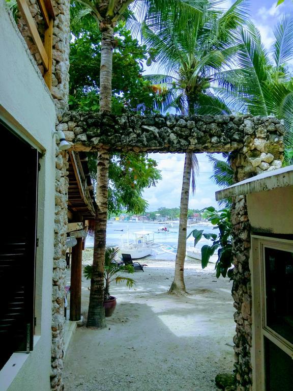 Angelina Beach Resort & Italian Restaurant Malapascua Экстерьер фото