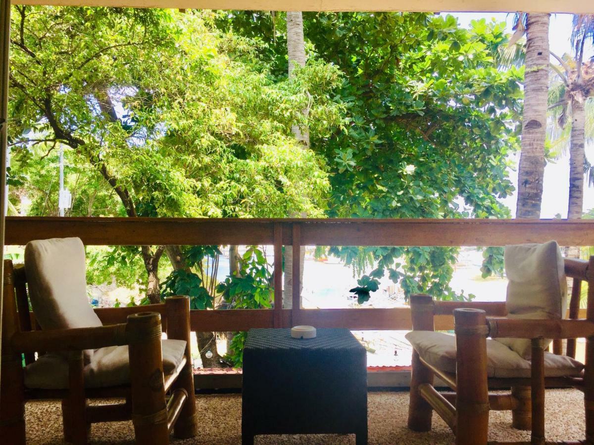 Angelina Beach Resort & Italian Restaurant Malapascua Экстерьер фото